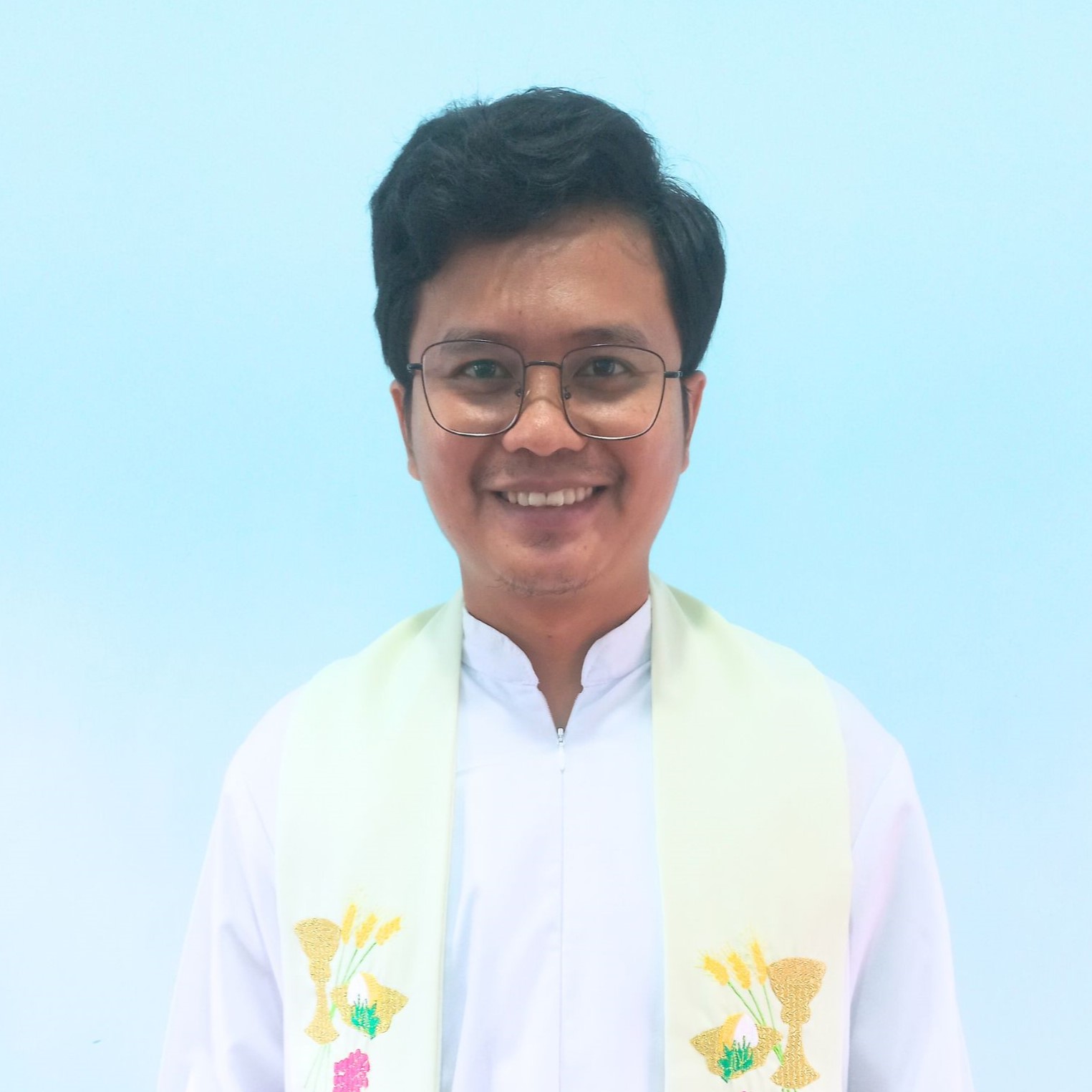 RD Rafael Hendra Sirait