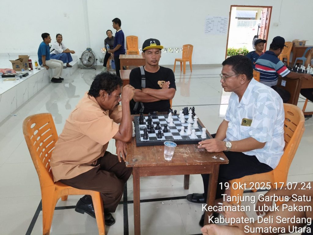 10-29-2025-Pertandingan Catur (1) 10-29-2025-Pertandingan Catur (1)