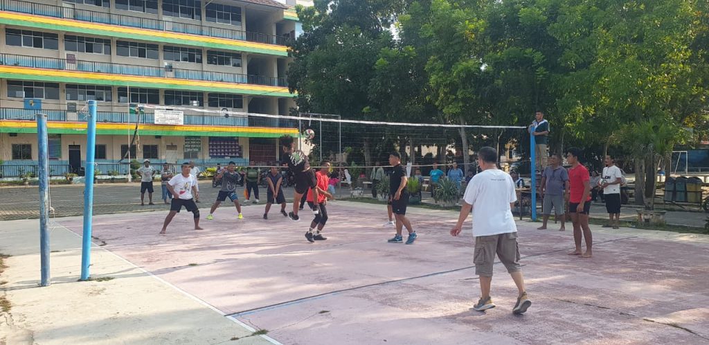 Pertandingan Voli (1) Pertandingan Voli (1)